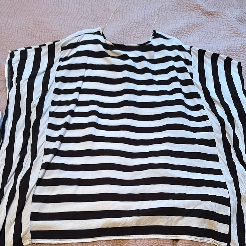 Cato Black and White Striped Blouse with V-Neck - Picture 4 of 5